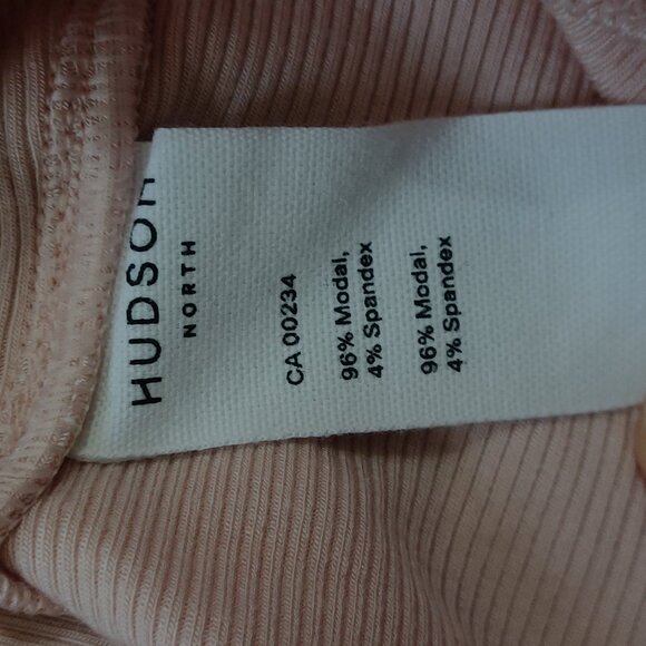 Hudson North The Bay Light Top NWT - Picture 2 of 4